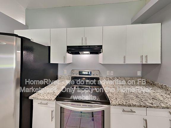 3rd image of 401 SE 24th Ave