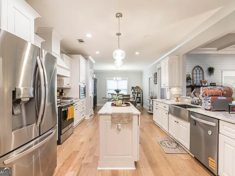 306 Rustic Live Oak Trl — Photo 16