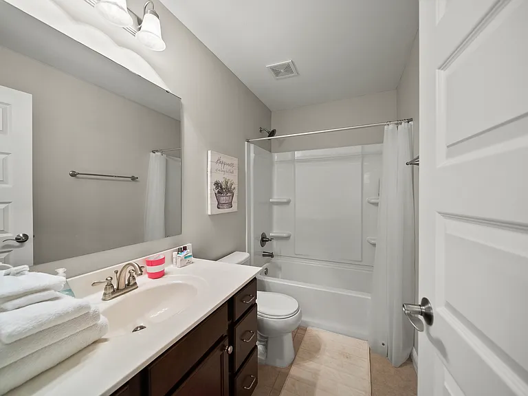 10599 Geist View Dr — Photo 41
