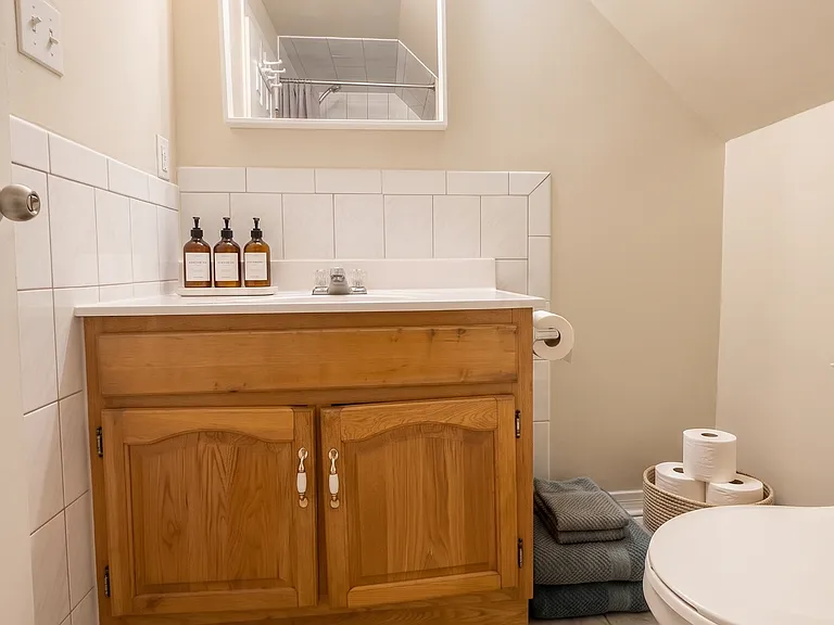 659 Wilson St #3 — Photo 11