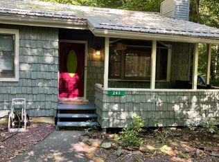 263 Maxatawny Dr, Pocono Lake, PA 18347