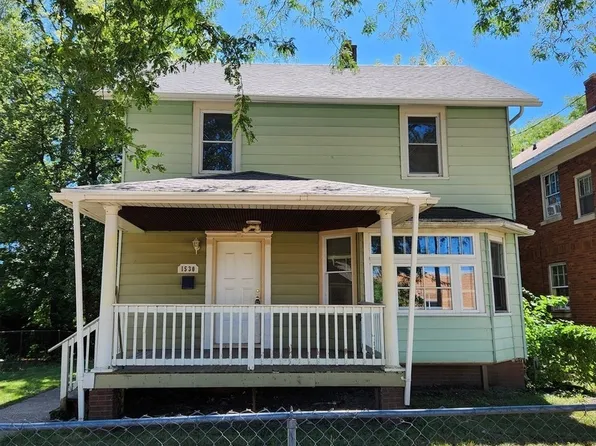 1530 Chestnut St, Rockford, IL 61102