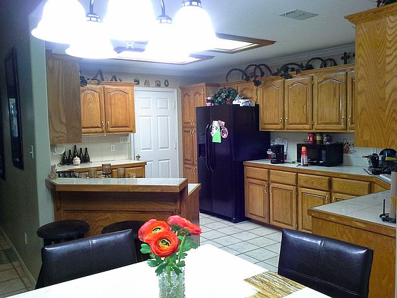 2nd image of 760 Nantucket Dr