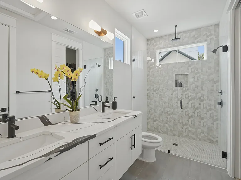 2711 Stacy Ln #B — Photo 10