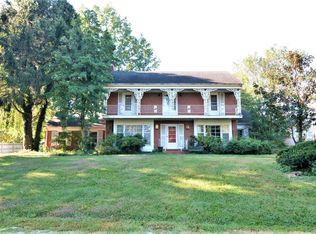 8203 Newburgh Rd, Evansville, IN 47715