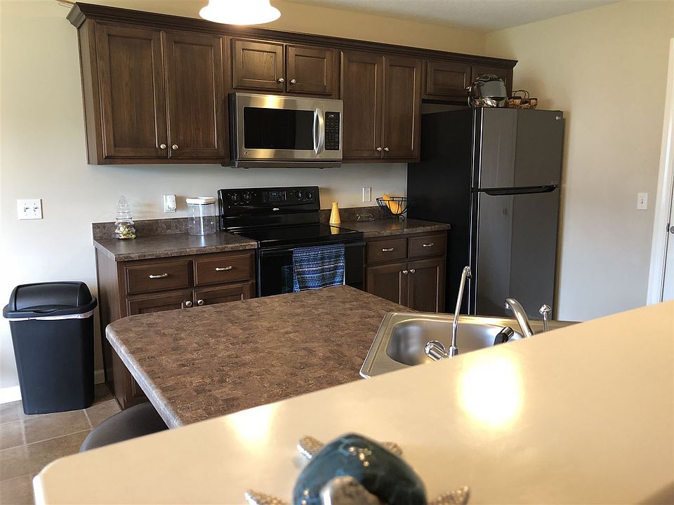 15135 Bears Breech Run, Huntertown, IN 46748 | Zillow