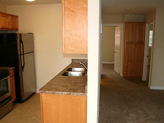 4th image of 4398 Delta St Unit 5