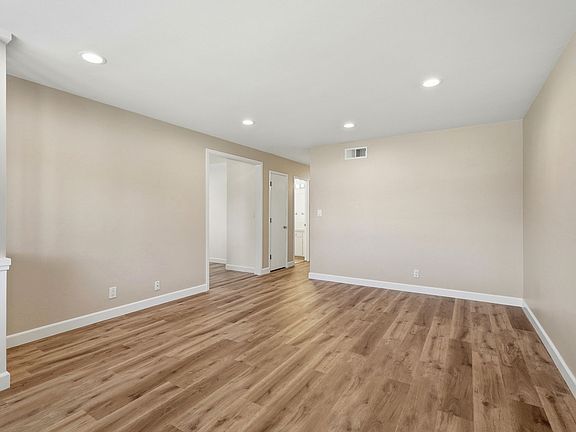3rd image of 1656 Castro Dr