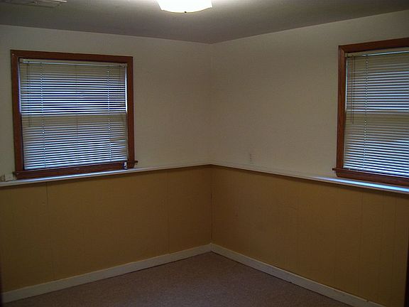 3rd image of 1514 16th Ave S