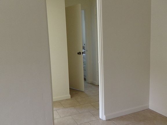 4th image of 2945 N 19th Ave Unit 70