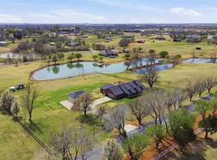 2100 SE 38th St, Moore, OK 73160