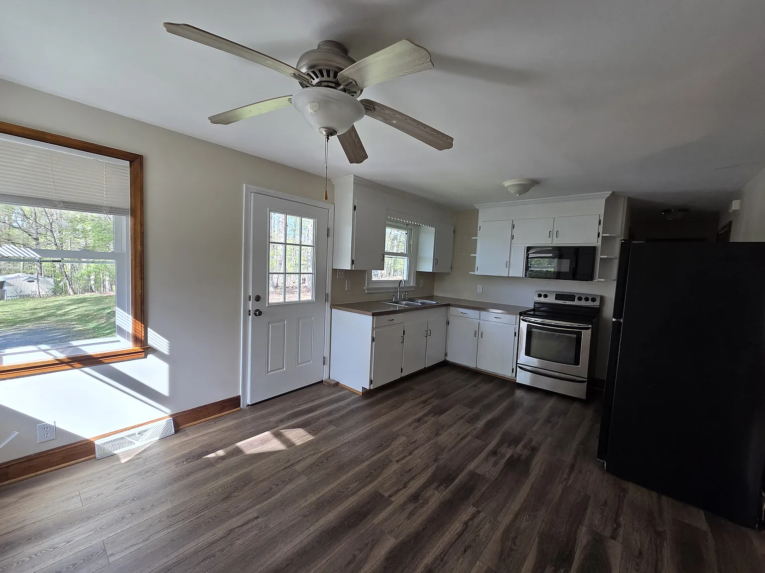 Oak Grove Dr, Madison Heights — Photo 3