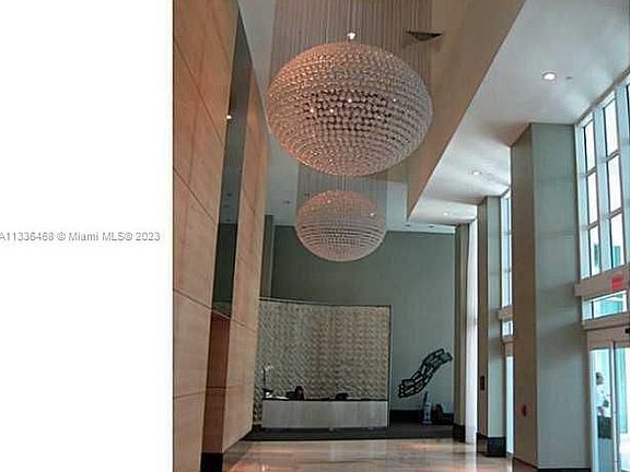 5th image of 951 Brickell Ave APT 3009