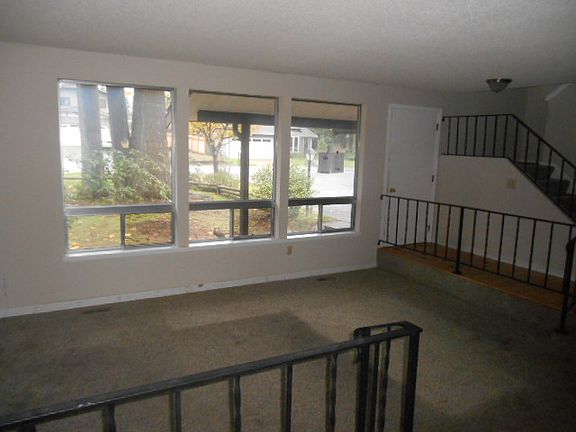 5th image of 22813 SE 288th St