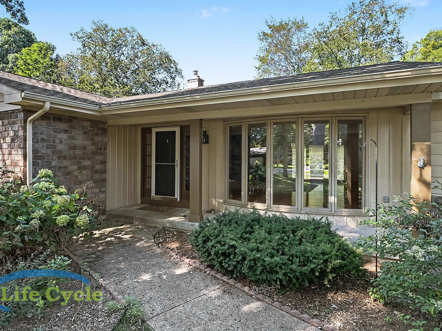 4395 Shady Oak Court (Lea) - Upper — Photo 3