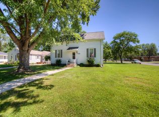 245 S Walnut St, Belle Plaine, MN 56011