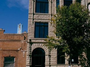 1902 W 21st St #3R, Chicago, IL 60608