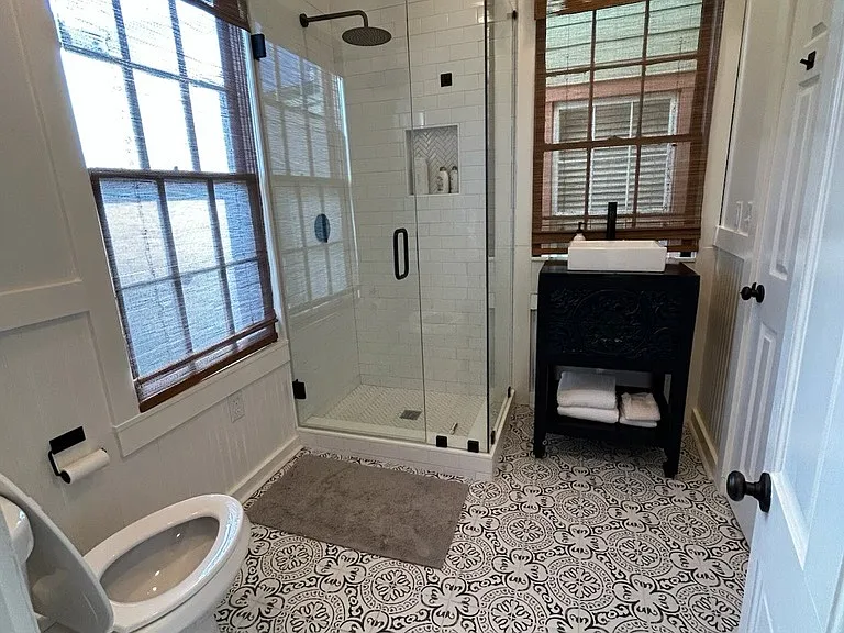 534 E Charlton St — Photo 6