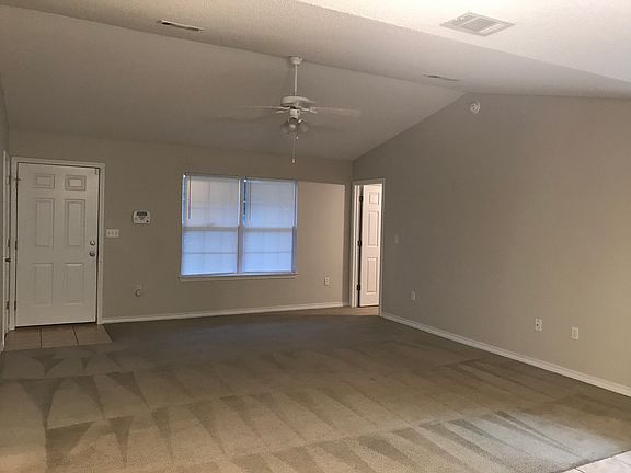 Living Room_01072022