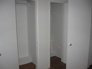 4th image of 1610 West Ave APT 3