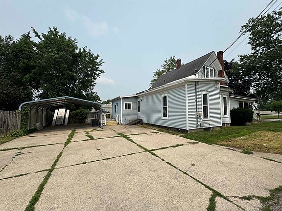 2nd image of 211 S 10th St