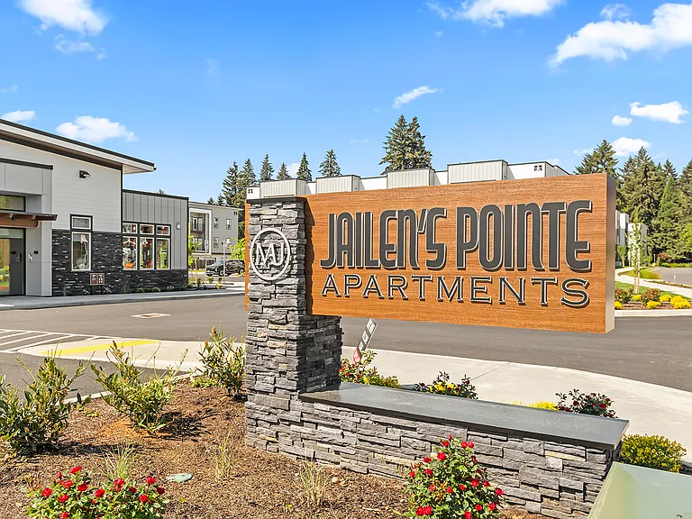 Jailen's Pointe Apartments — Photo 49