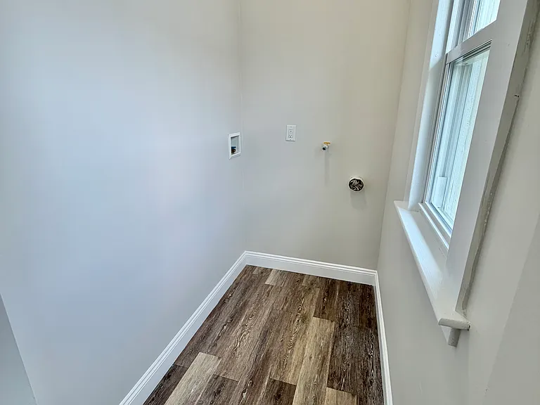 213 Winthrop St #3 — Photo 5