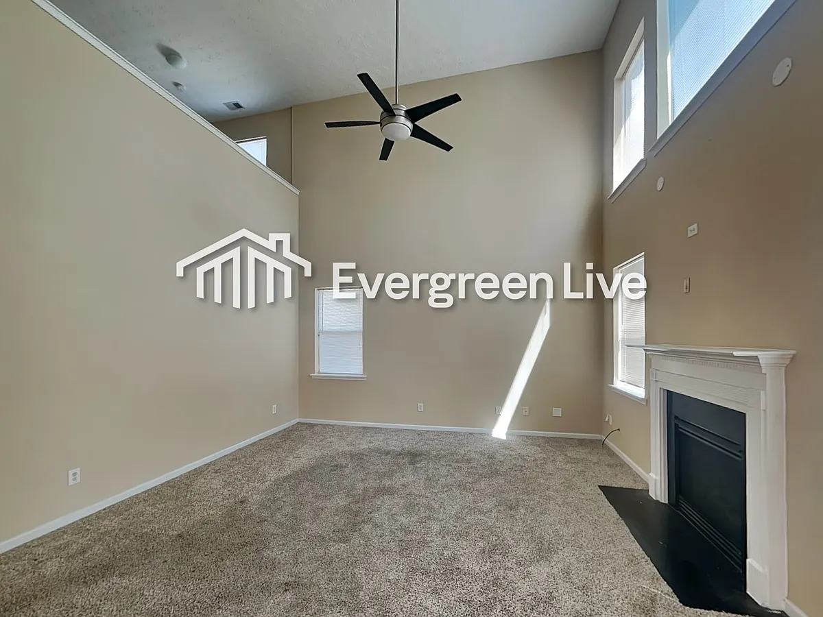 Building Photo - 155 Silver Arrow Cir