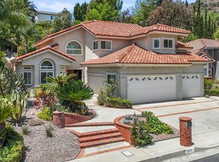 8041 Valley Flores Dr, Canoga Park, CA 91304