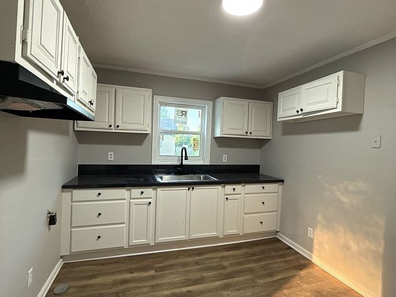 4th image of 171 Grant Ln