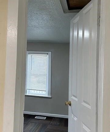 3rd image of 554 S Carlisle Dr