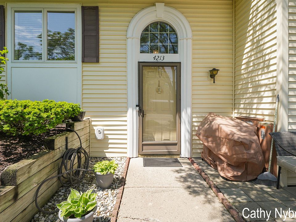 1st image of 4213 Eastcastle Ct SE