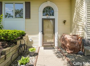 4213 Eastcastle Ct SE, Grand Rapids, MI 49508