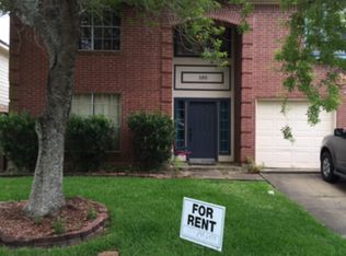 105 Papaya St, Lake Jackson, TX 77566