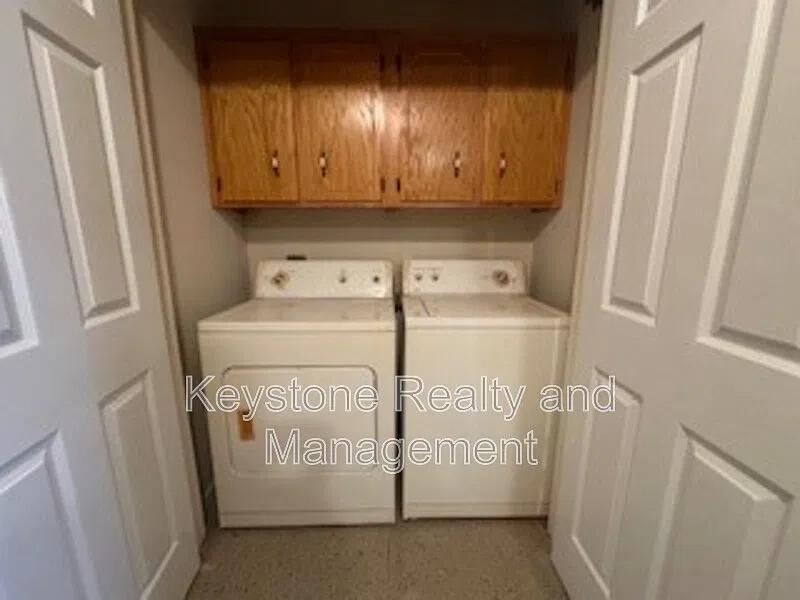 2 bed, 1.0 bath, 800 sqft, $695 — Photo 4