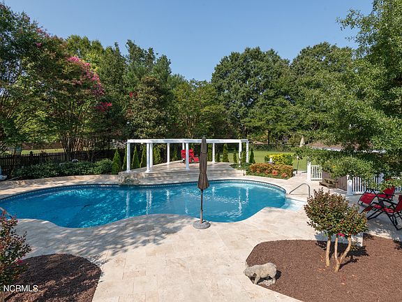 3rd image of 4104 Sterling Trace Drive