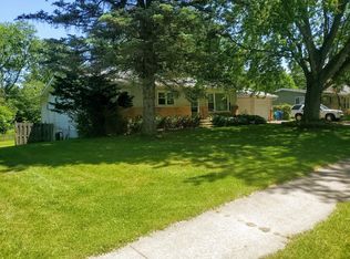 164 Sunset Hills Ave NW, Grand Rapids, MI 49534