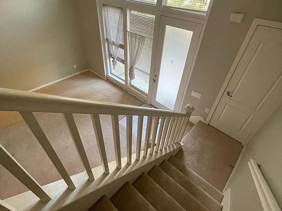 4th image of 5507 W 149th Pl Unit 13