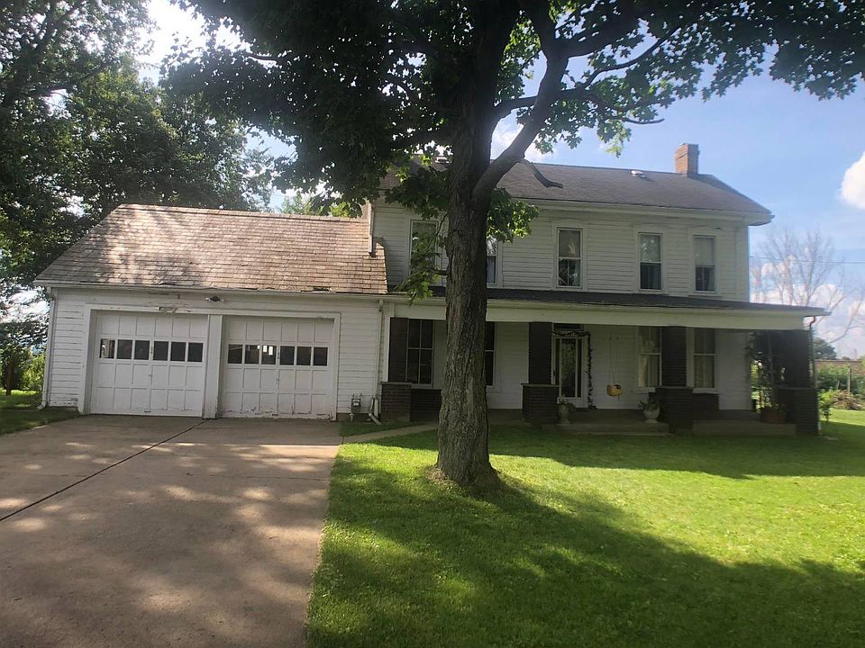 1st image of 215 N 11th St