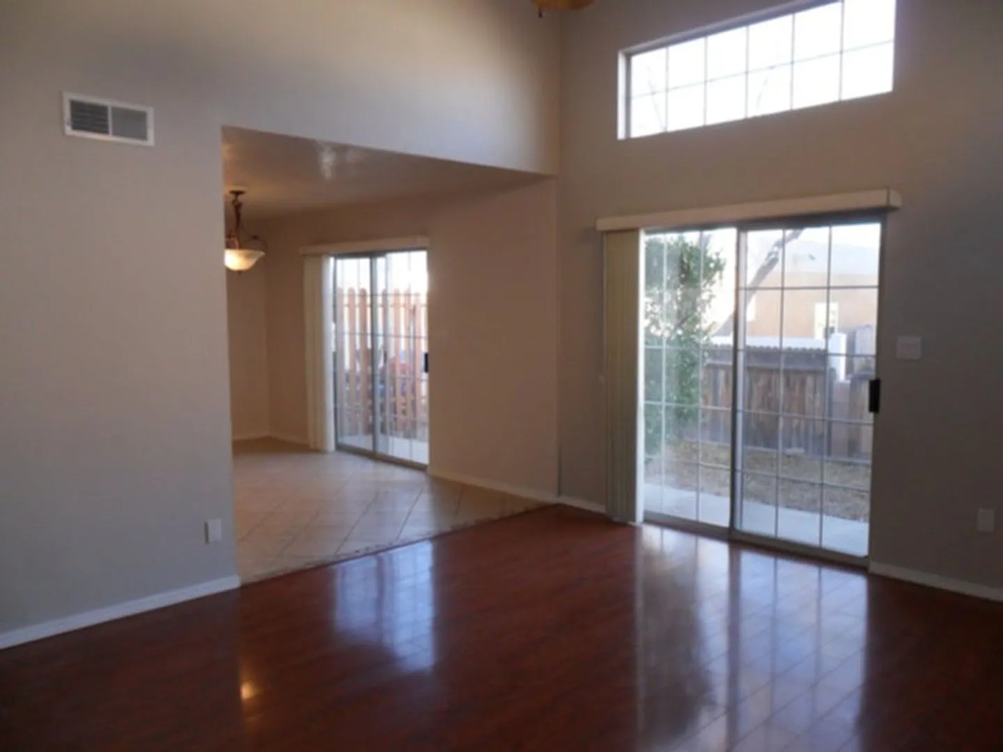 Cute townhome in Northwest side of Albuquerque — Photo 3