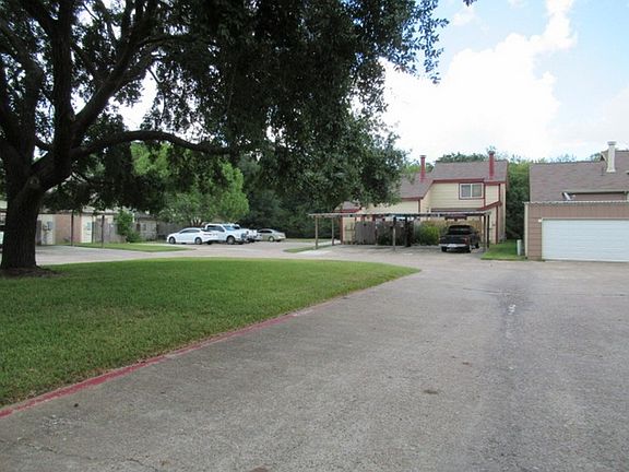 4th image of 2037 Country Village Blvd Unit A