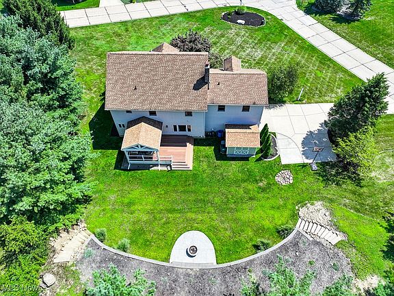 3rd image of 5650 Canyon View Dr
