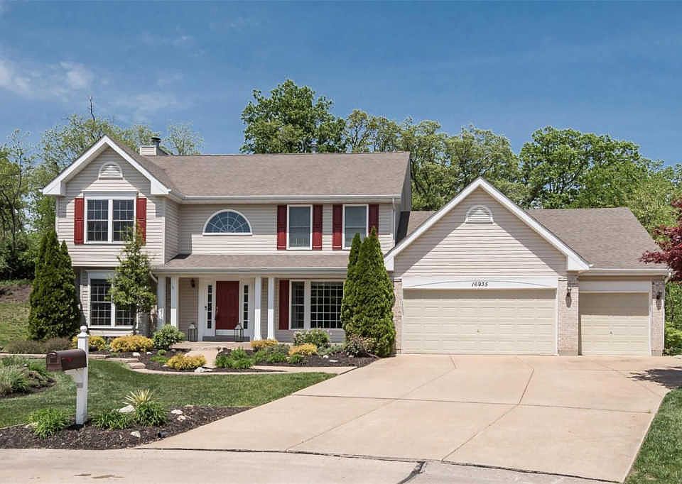 1st image of 16935 Westridge Oaks Dr