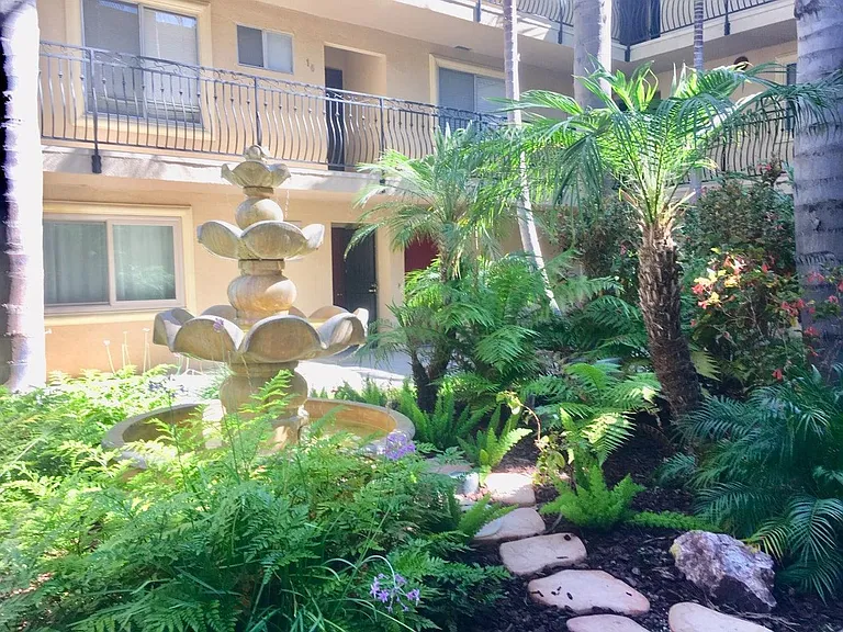 7555 Linda Vista Rd #31 — Photo 21