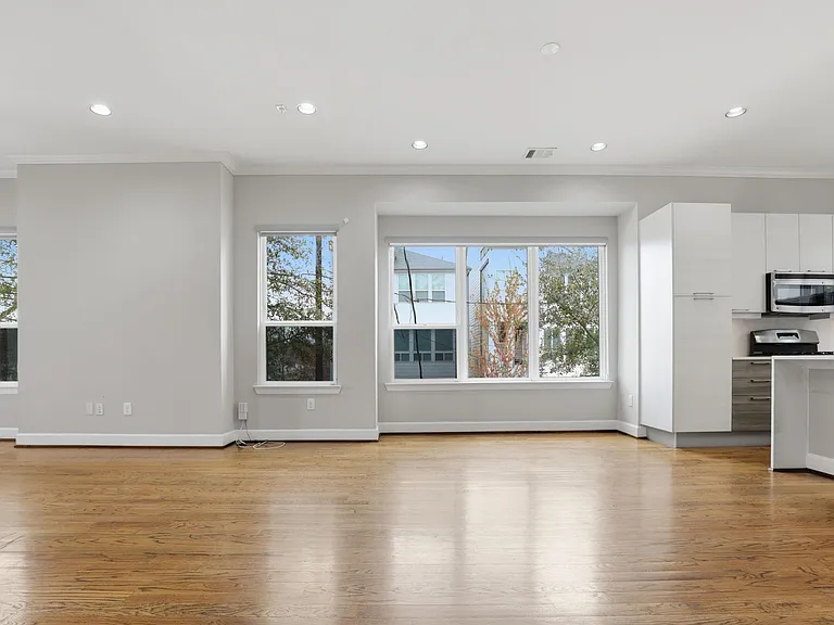 1224 Summer St — Photo 8