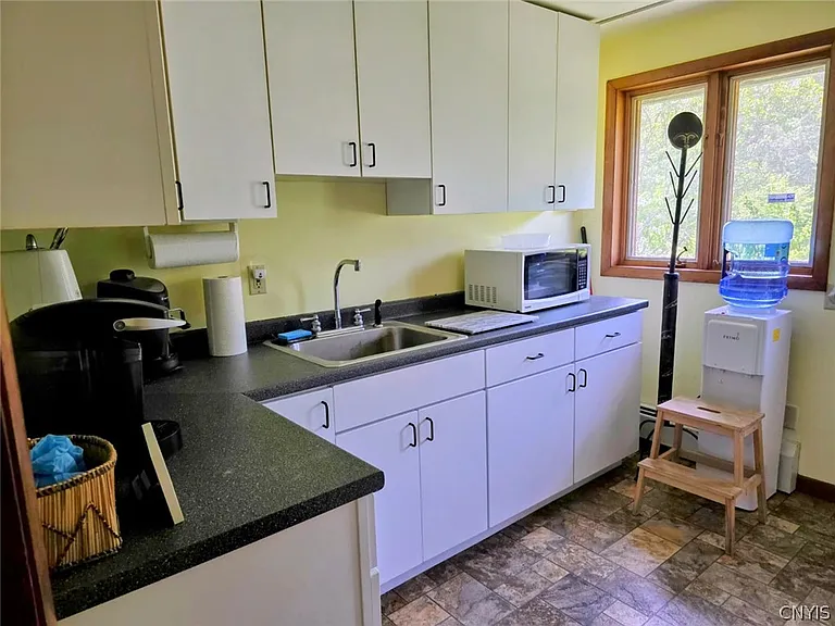 5251 Irish Ridge Rd — Photo 6
