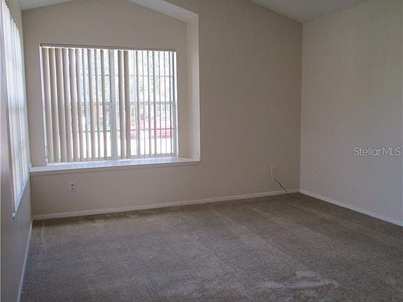 3rd image of 2524 Davenport Cir