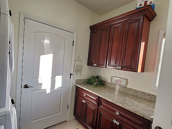 2nd image of 13783 Paradise Villas Grv