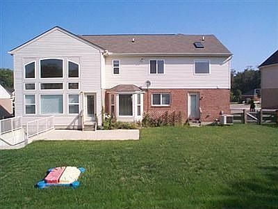2nd image of 267 Stone Brook Way