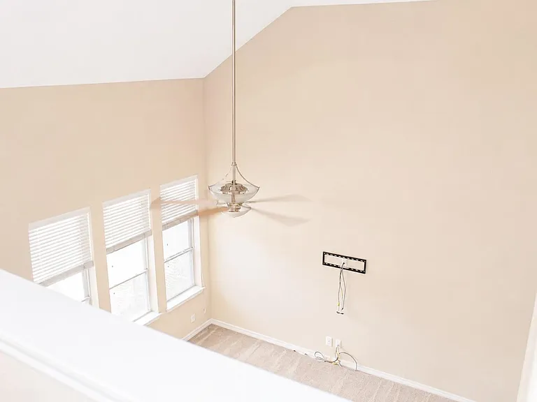 2814 Silver Bend Ln — Photo 20